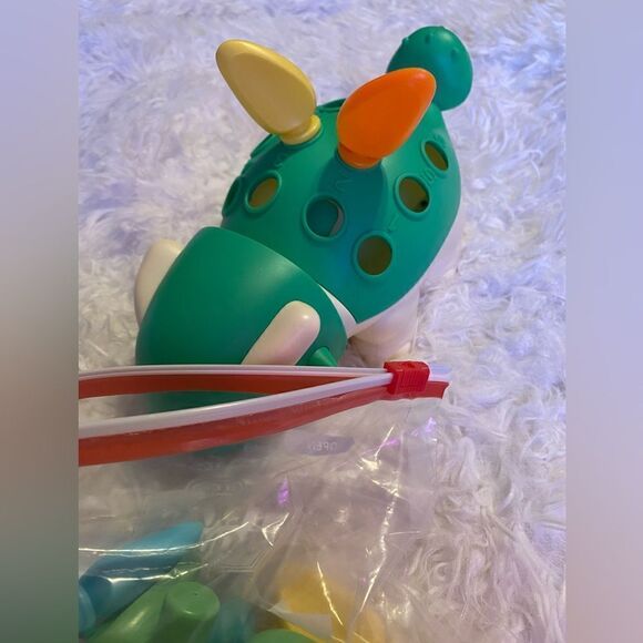 Dborki Fun Dinosaur Fine Motor Skills Toy, 18+ Months - Picture 3 of 4